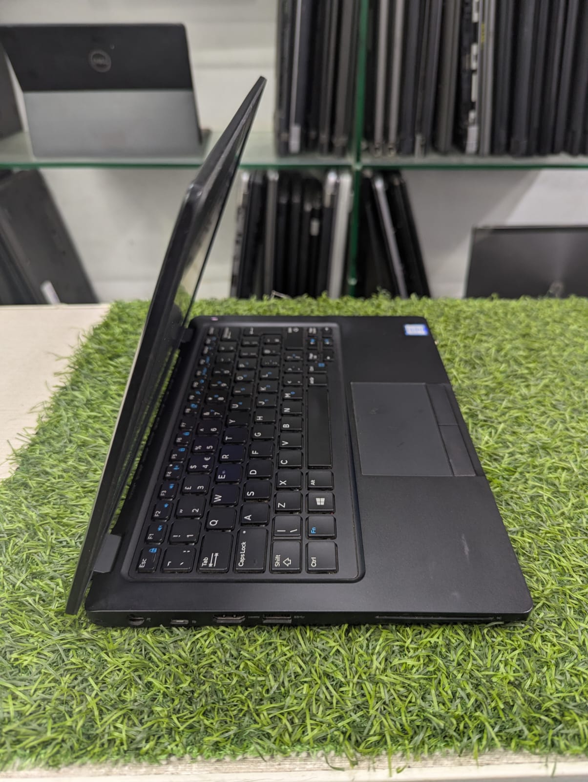 DELL LATITUDE 5290 LAPTOP 8TH GENRETION 3